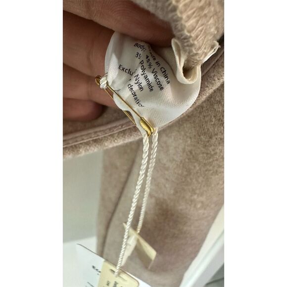 OGL Women's Beige Cropped Button-Up Jacket Size small - Picture 3 of 5